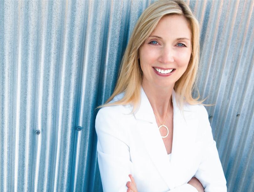 Sandy Russell - speaker for "Tips for Giving Highly Effective Feedback"