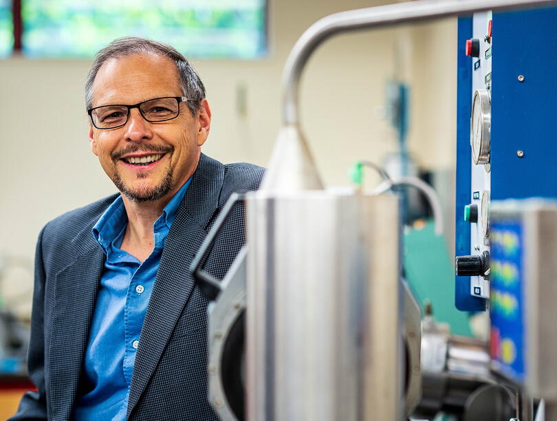 Headshot of Dr. Orlando Rojas