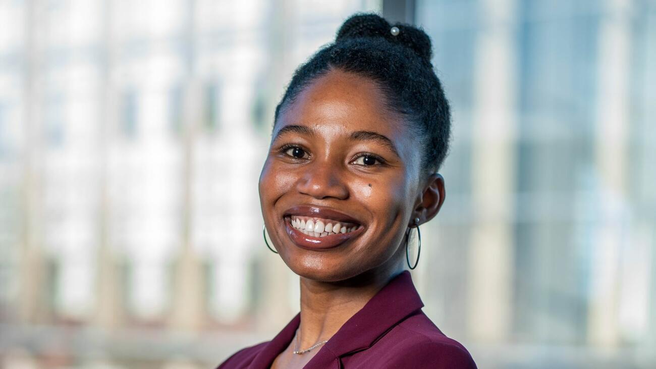 Headshot of Toluwanimi Okunola