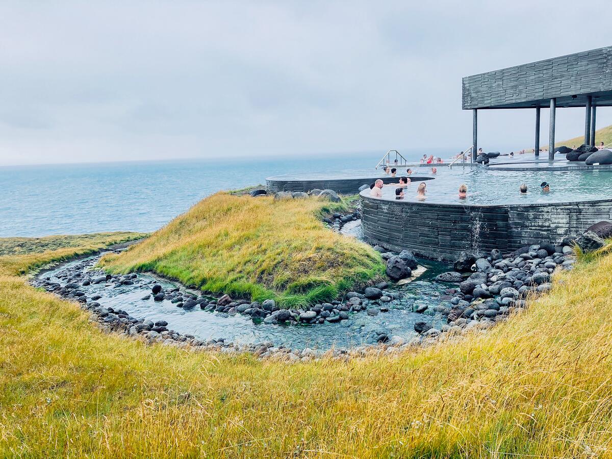 The outdoor geothermal pool in Húsavík 