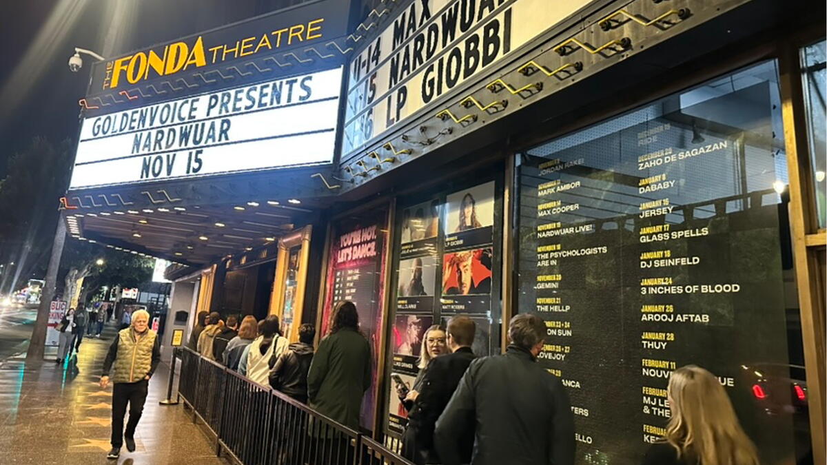 Fans standing in line outside Fonda Theatre waiting for entry into Nardwuar's show on November 15