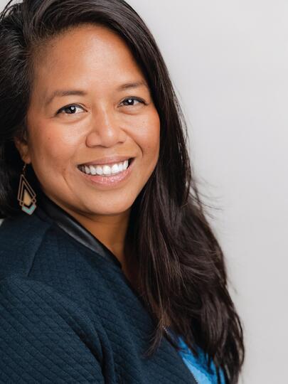Headshot of Charina Cruz