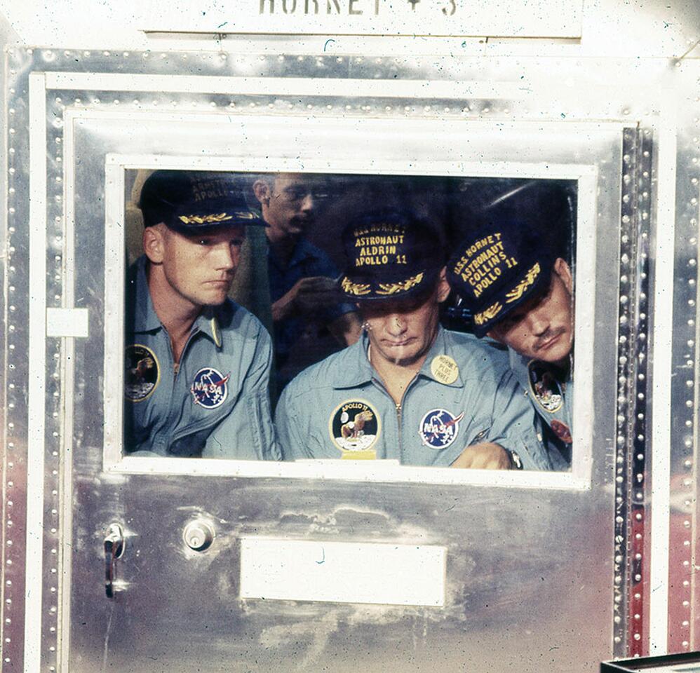 APOLLO 11: Quarantine
